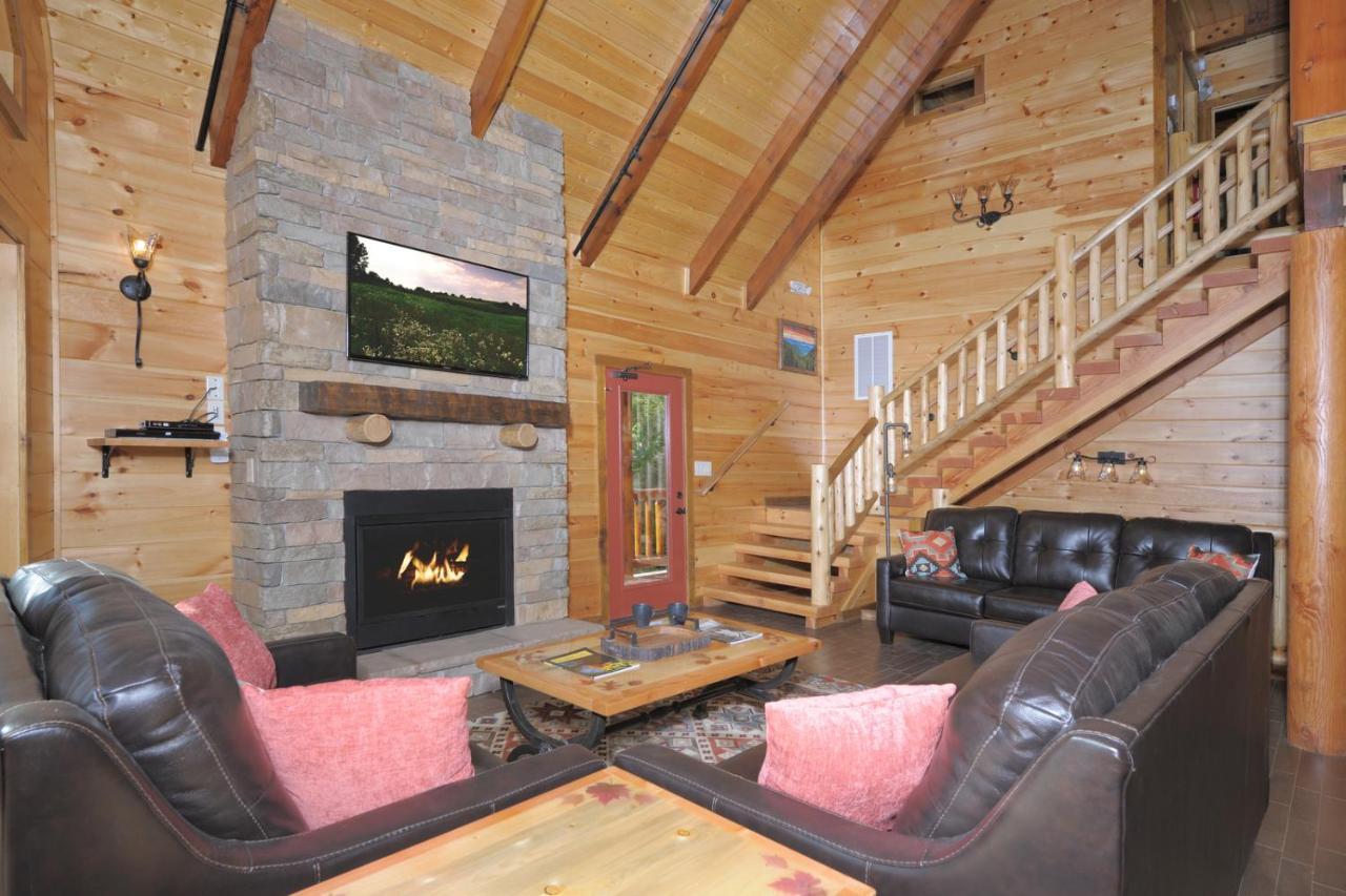 Ridge View Lodge Nature And Mountain View - Hot Tub - Firepit - Yard - Games Gatlinburg Bagian luar foto