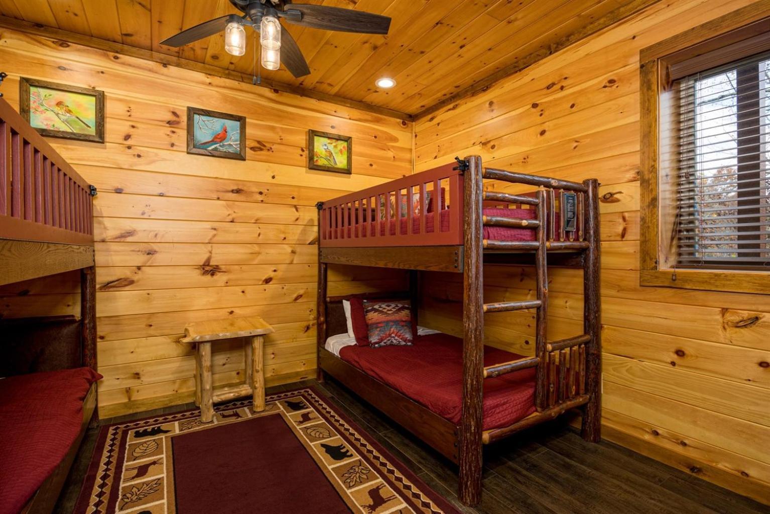 Ridge View Lodge Nature And Mountain View - Hot Tub - Firepit - Yard - Games Gatlinburg Bagian luar foto