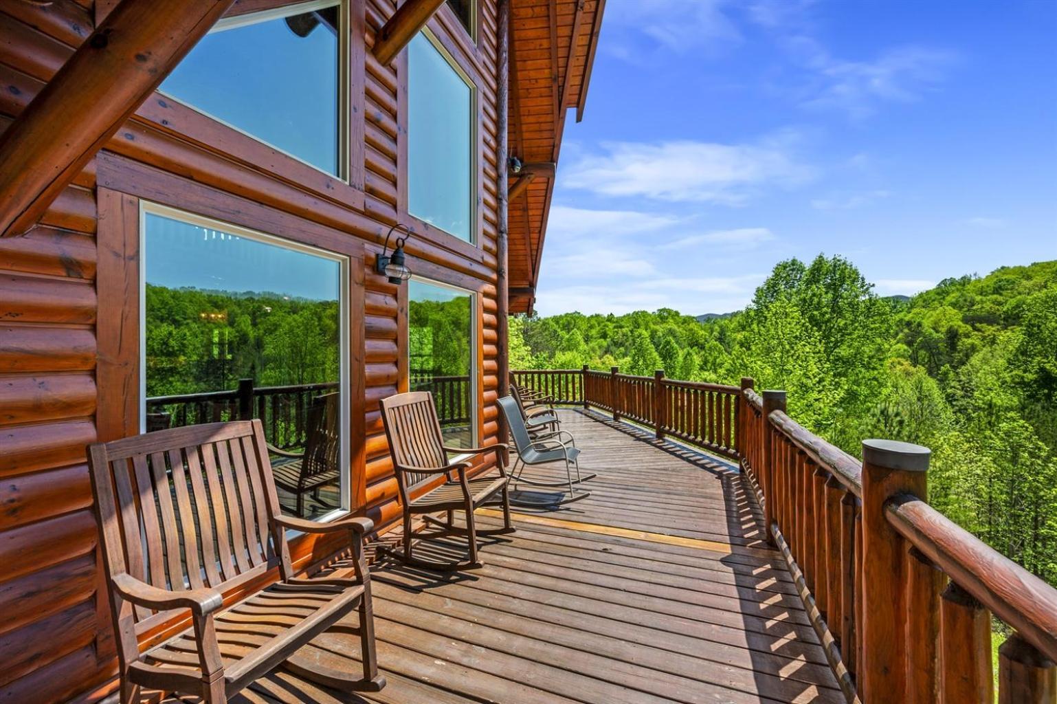 Ridge View Lodge Nature And Mountain View - Hot Tub - Firepit - Yard - Games Gatlinburg Bagian luar foto