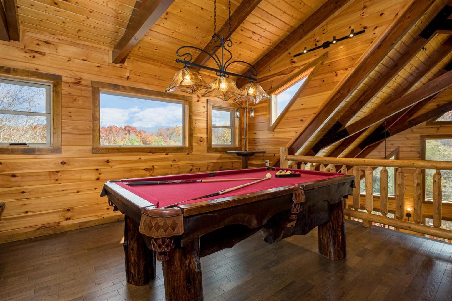Ridge View Lodge Nature And Mountain View - Hot Tub - Firepit - Yard - Games Gatlinburg Bagian luar foto